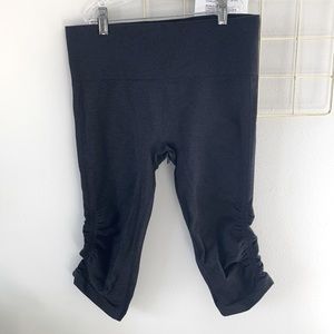 Lululemon crop leggings